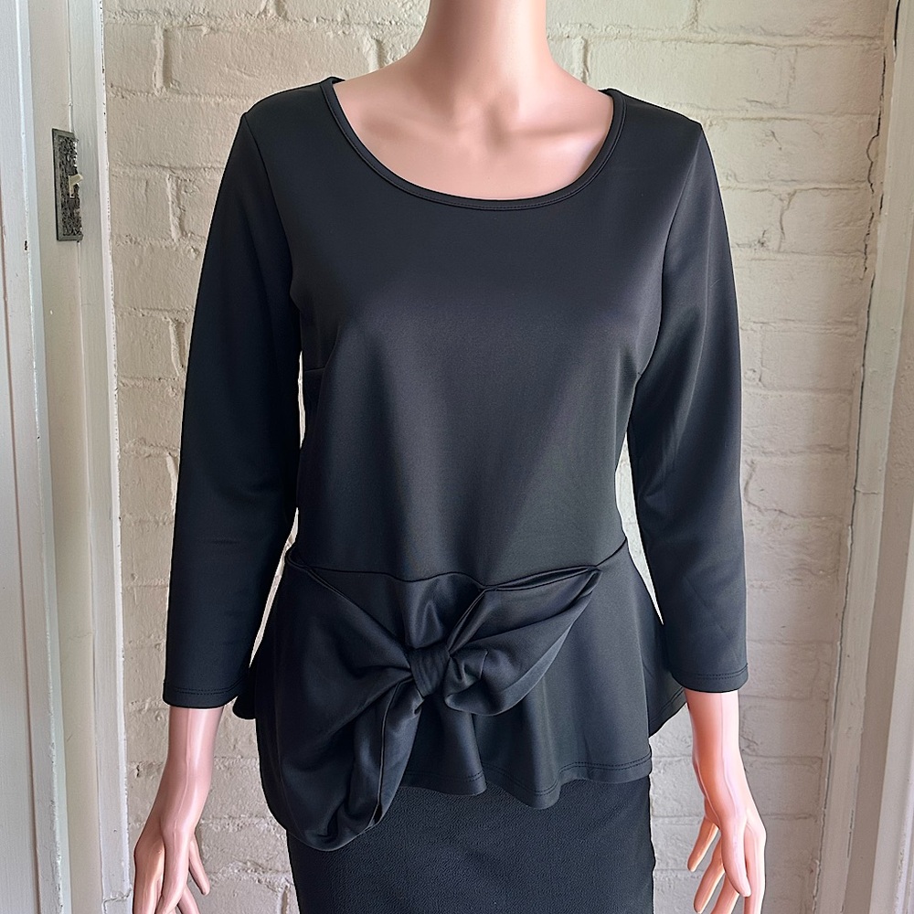New York and Company black size medium bow peplum blouse top